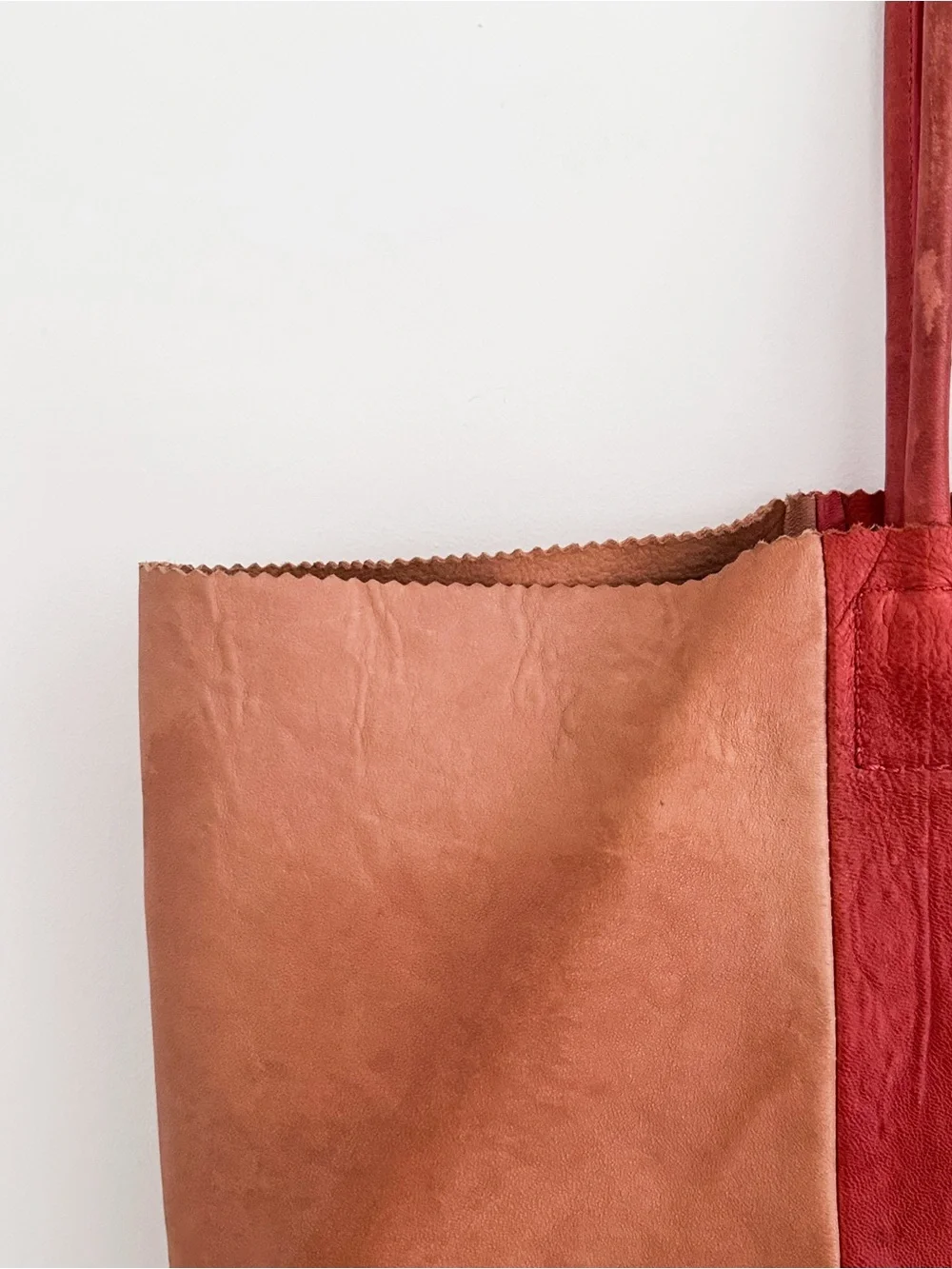 Banana Republic Leather Tote Color Block Tan & Red Patchwork Shoulder Bag - Picture 3 of 15